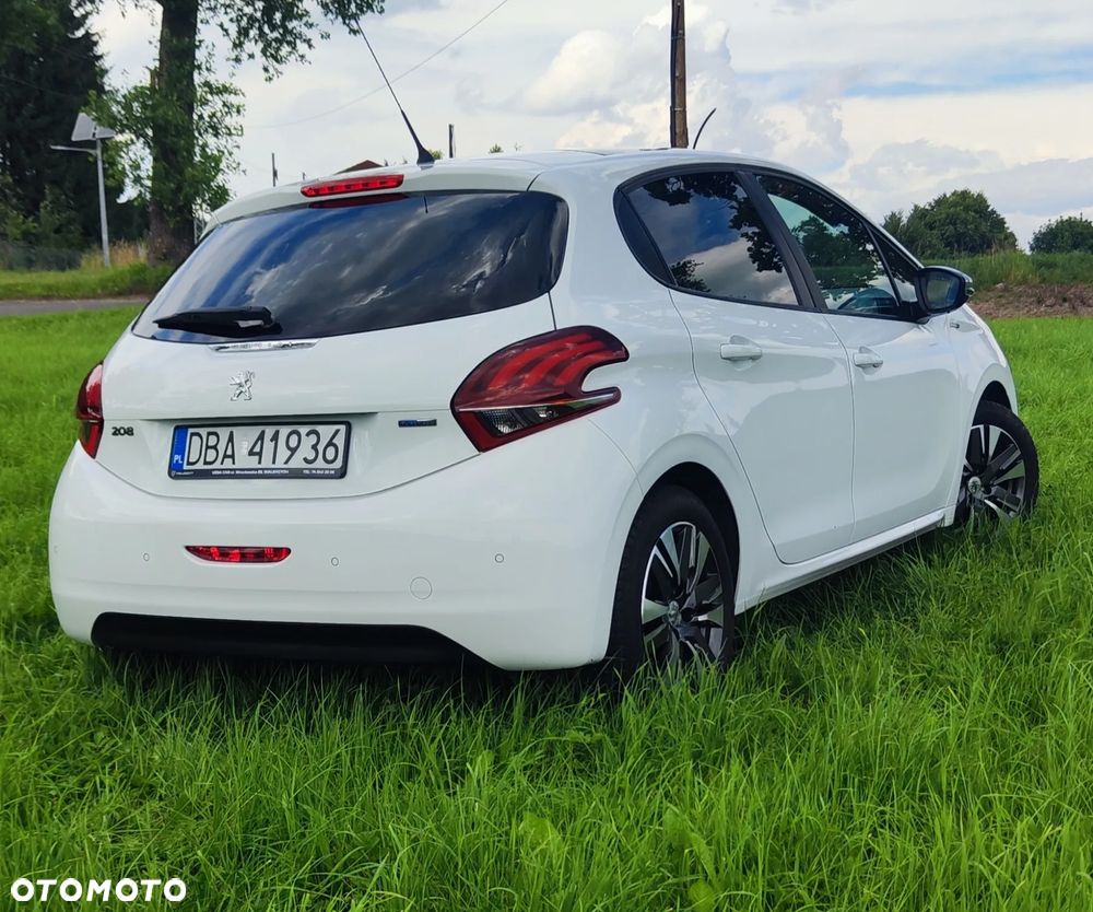 Peugeot 208 1.2 VTi Style - 13