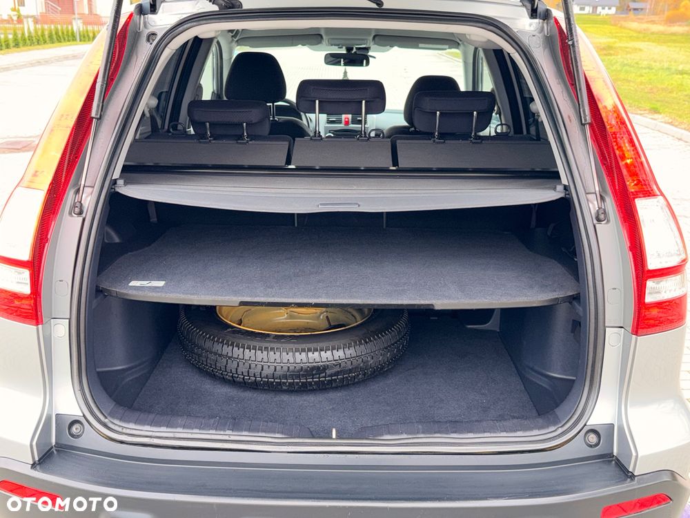 Honda CR-V 2.0i-VTEC Automatik Comfort 50 Jahre Edition - 32