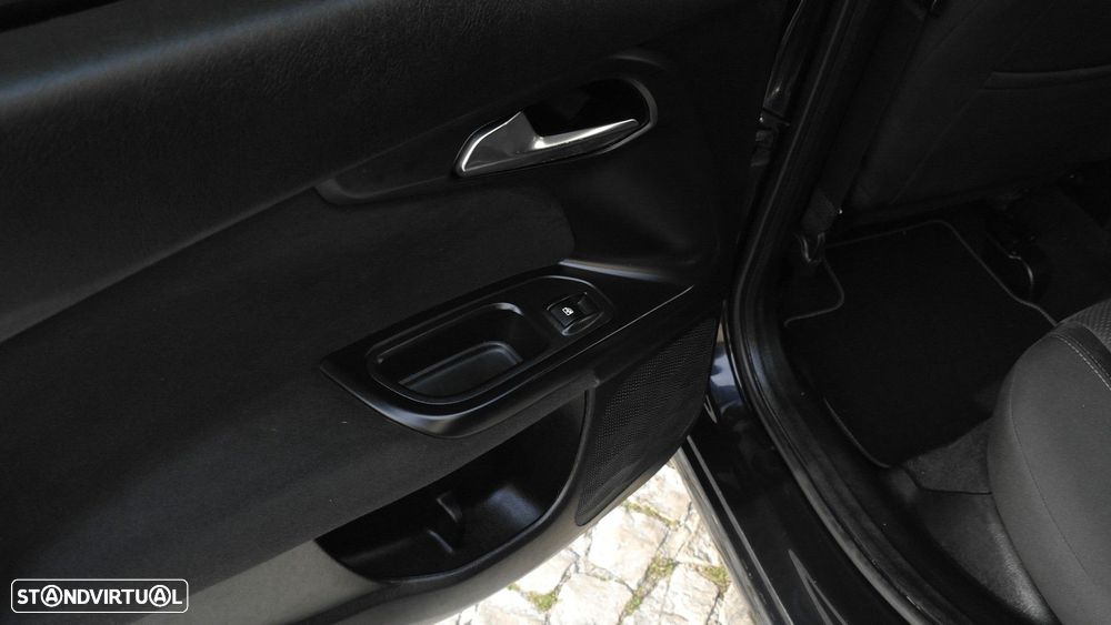 Fiat Tipo Station Wagon 1.3 M-Jet Easy - 19