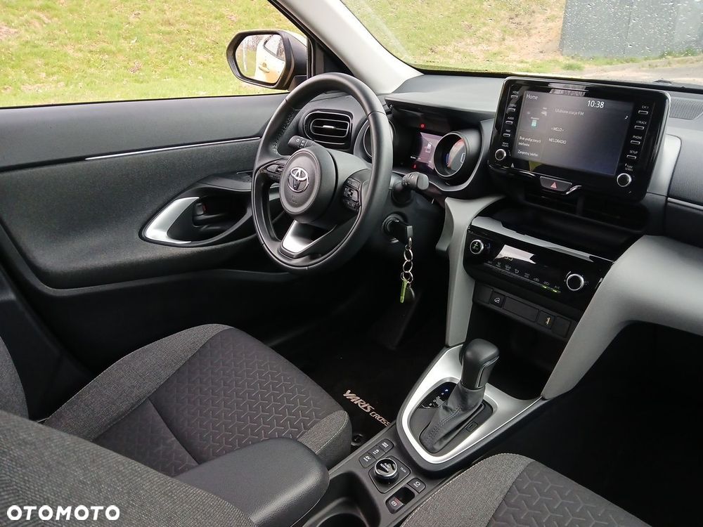 Toyota Yaris Cross Hybrid 1.5 Comfort 4x4 - 19