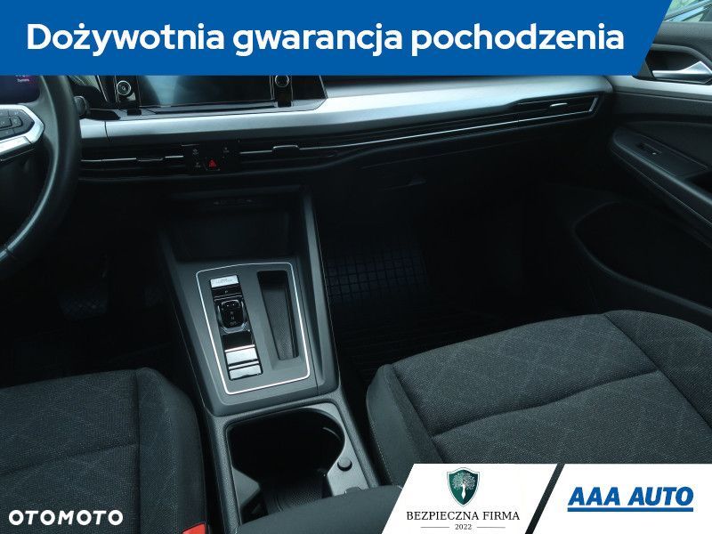 Volkswagen Golf Variant - 9