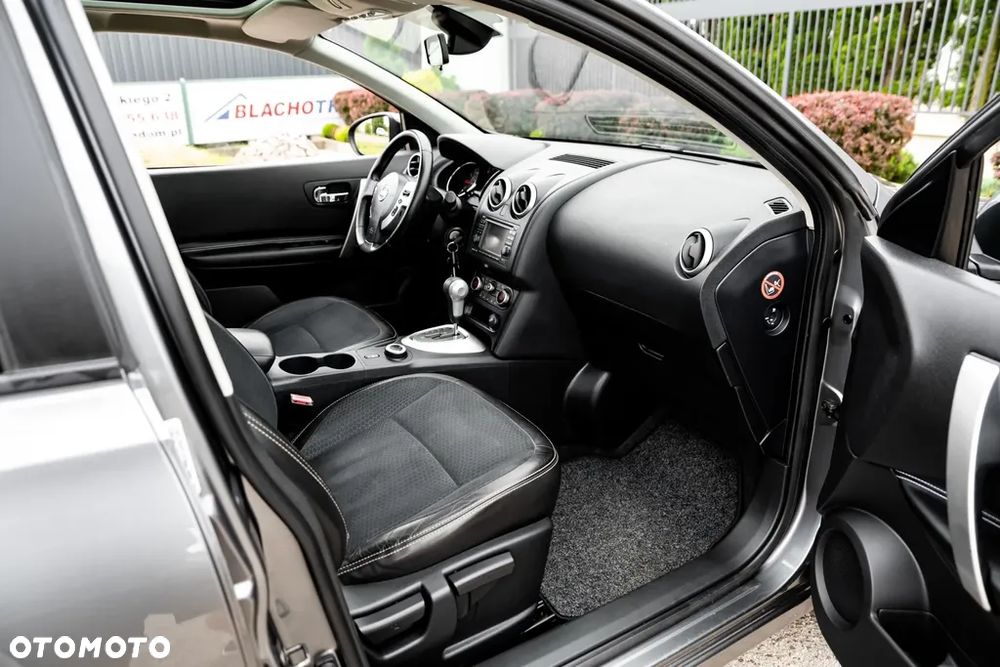 Nissan Qashqai 2.0 4x4 CVT 360 - 21