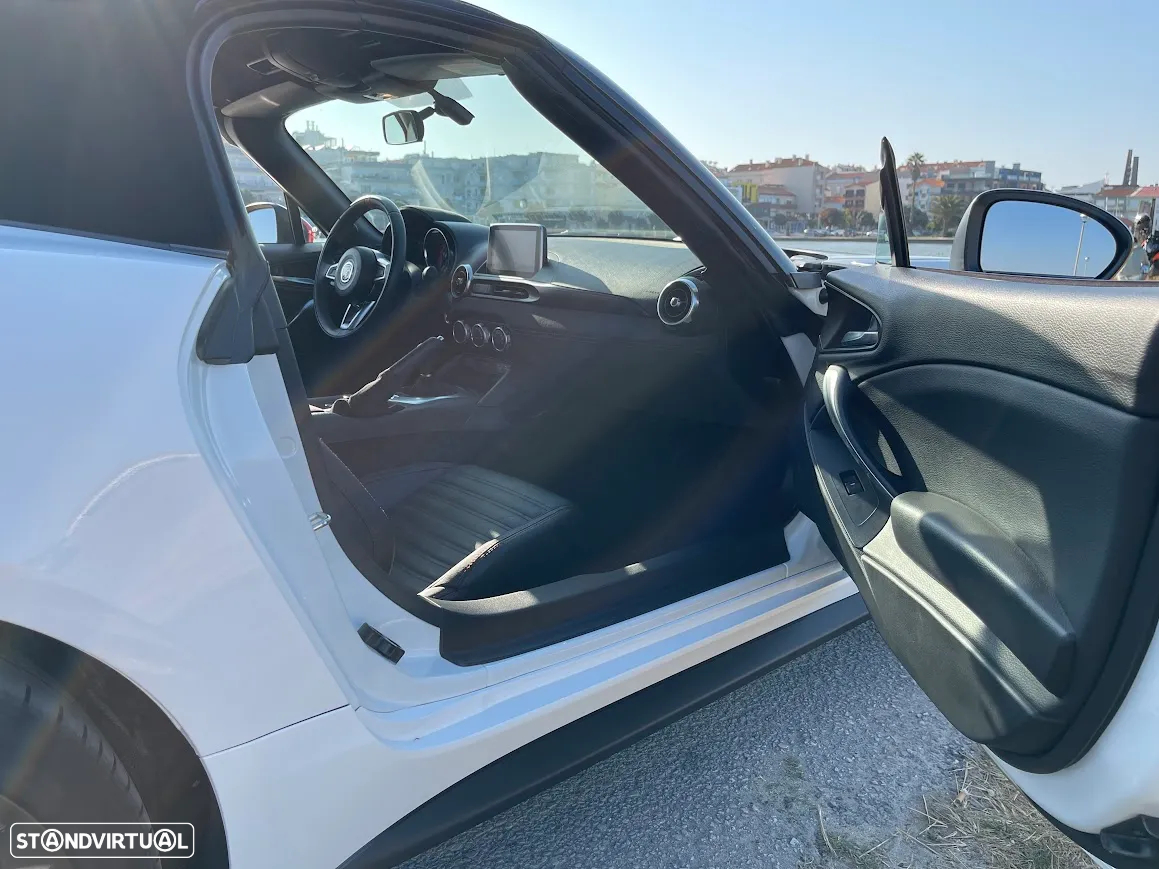 Abarth 124 Spider 1.4 MultiAir Turbo - 31