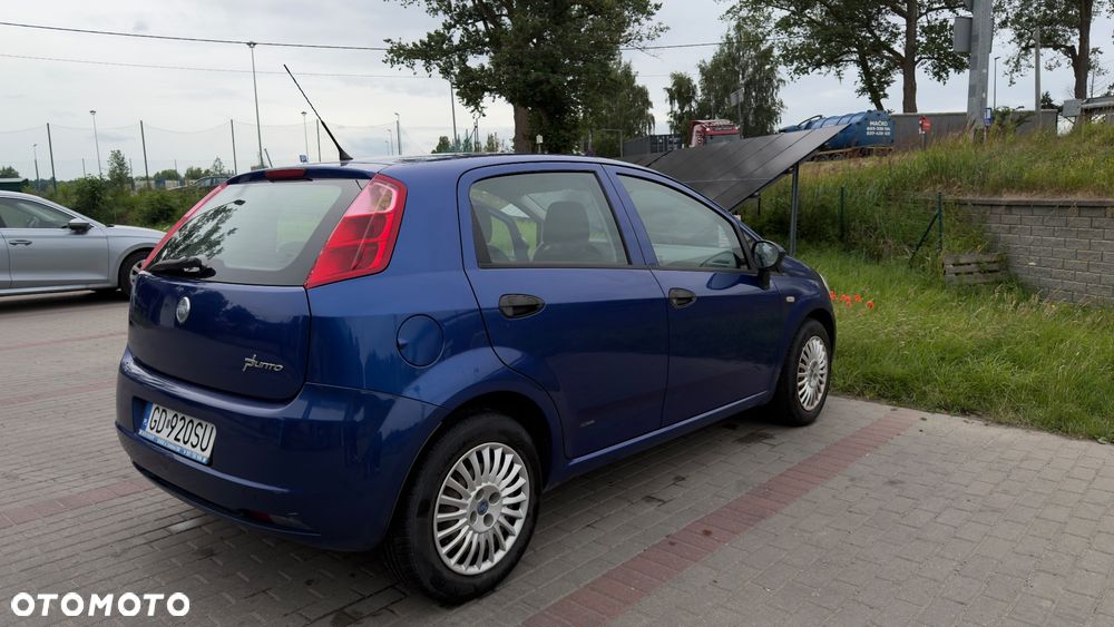 Fiat Grande Punto 1.4 16V Dynamic - 3