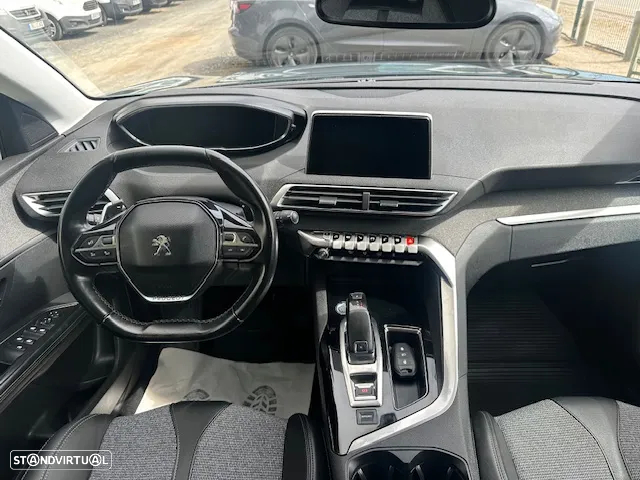 Peugeot 5008 1.5 BlueHDi Allure Pack EAT8 - 7