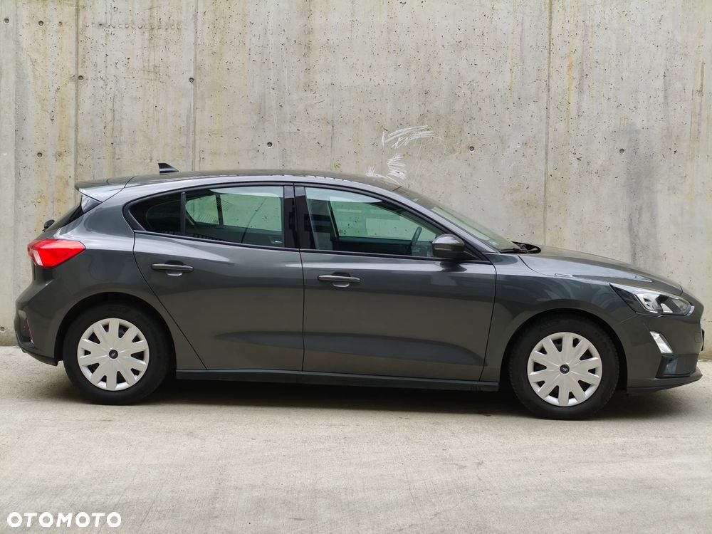 Ford Focus 1.0 EcoBoost Trend Edition Business - 14