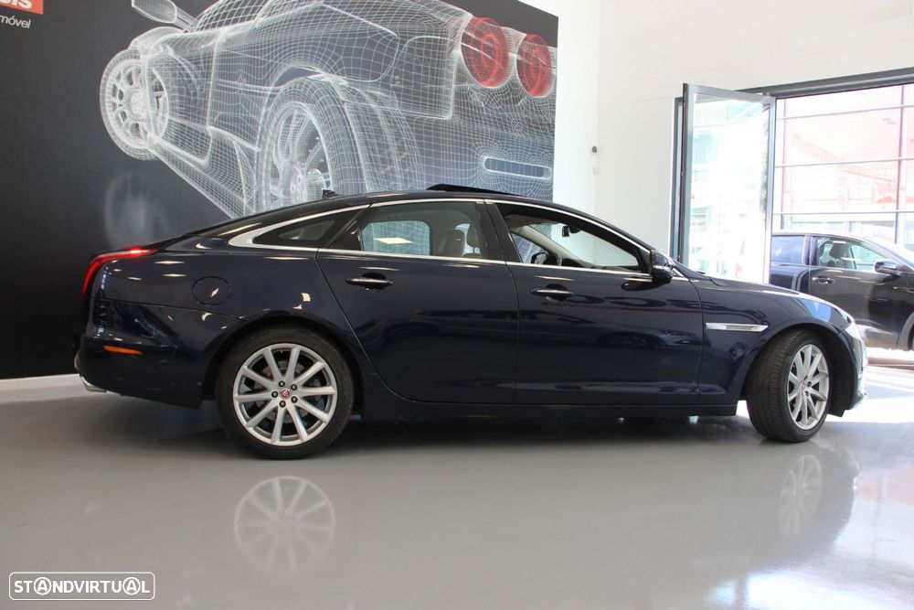 Jaguar XJ 3.0 D V6 Premium Luxury - 18
