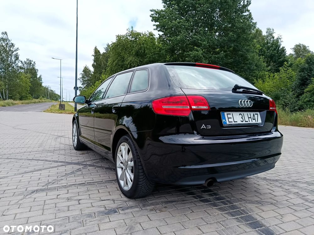 Audi A3 Sportback 1.6 Ambiente - 5