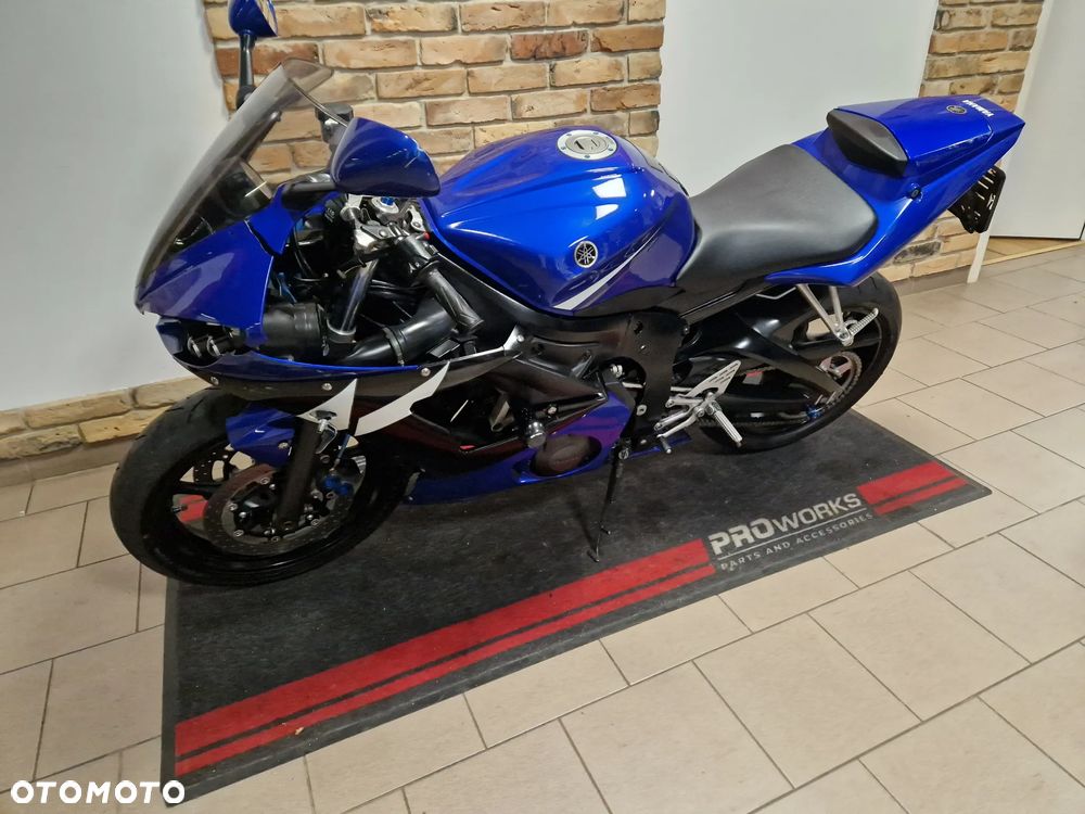 Yamaha R6 - 19
