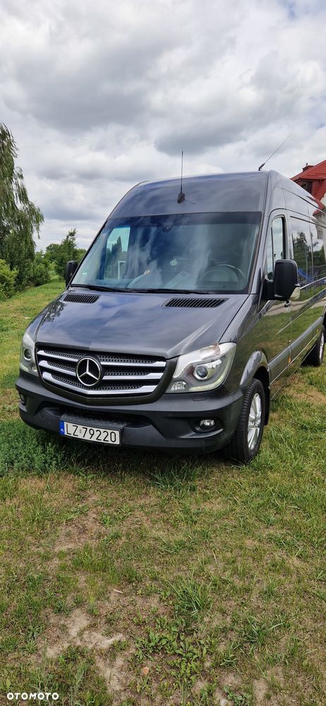 Mercedes-Benz Sprinter 319 - 7