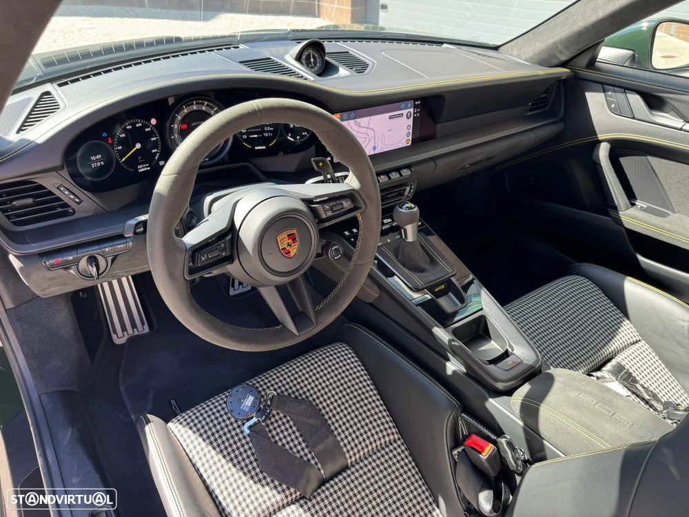 Porsche 911 (992) GT3 PDK - 10