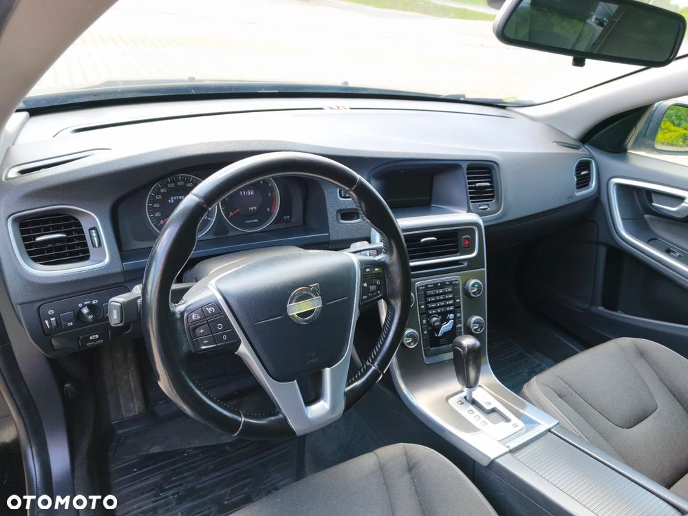 Volvo S60 - 11