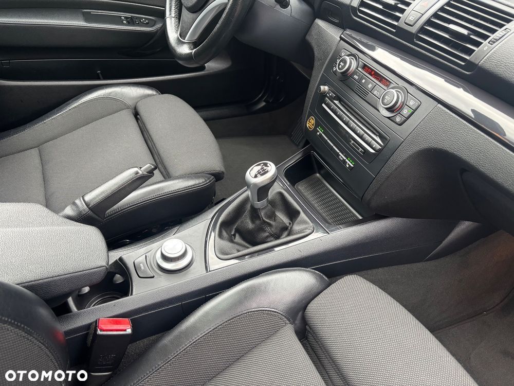 BMW Seria 1 - 24