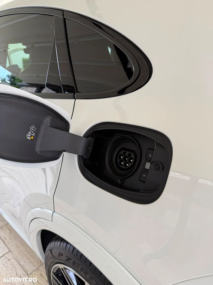 Porsche Cayenne Coupe - 27