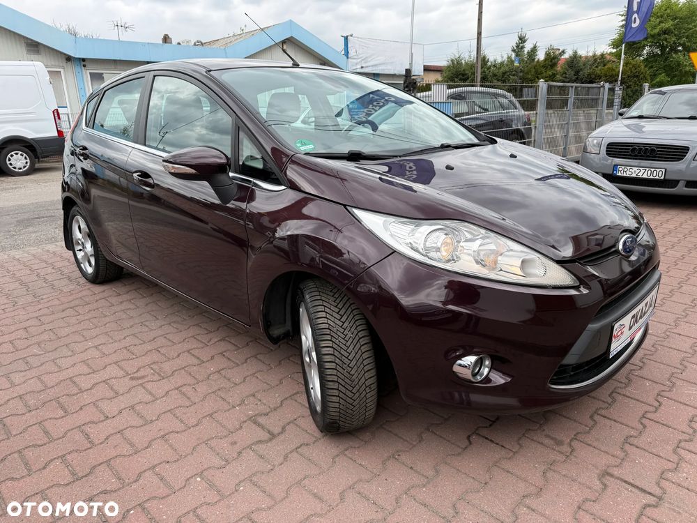 Ford Fiesta 1.25 Celebration - 6