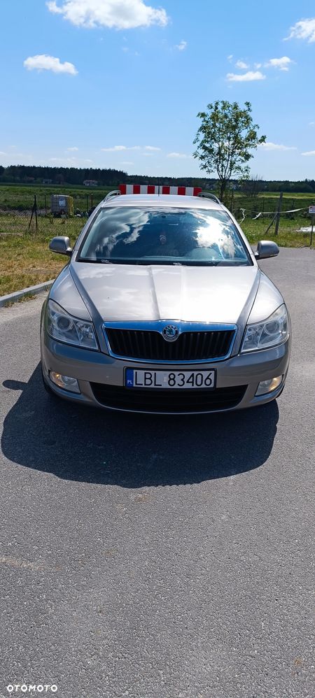 Skoda Octavia 1.8 T FSI Ambiente - 4