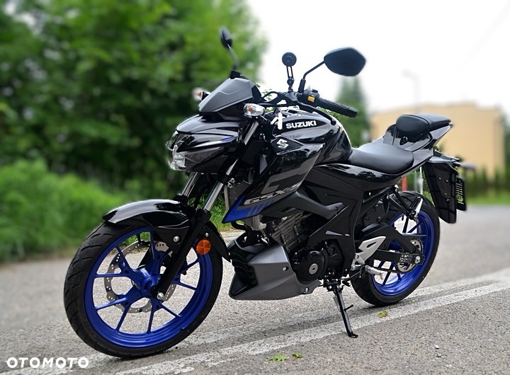Suzuki GSX - 2