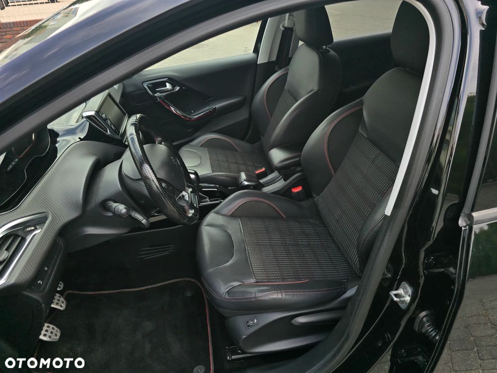 Peugeot 2008 PureTech 110 Stop&Start GT-Line Edition - 14