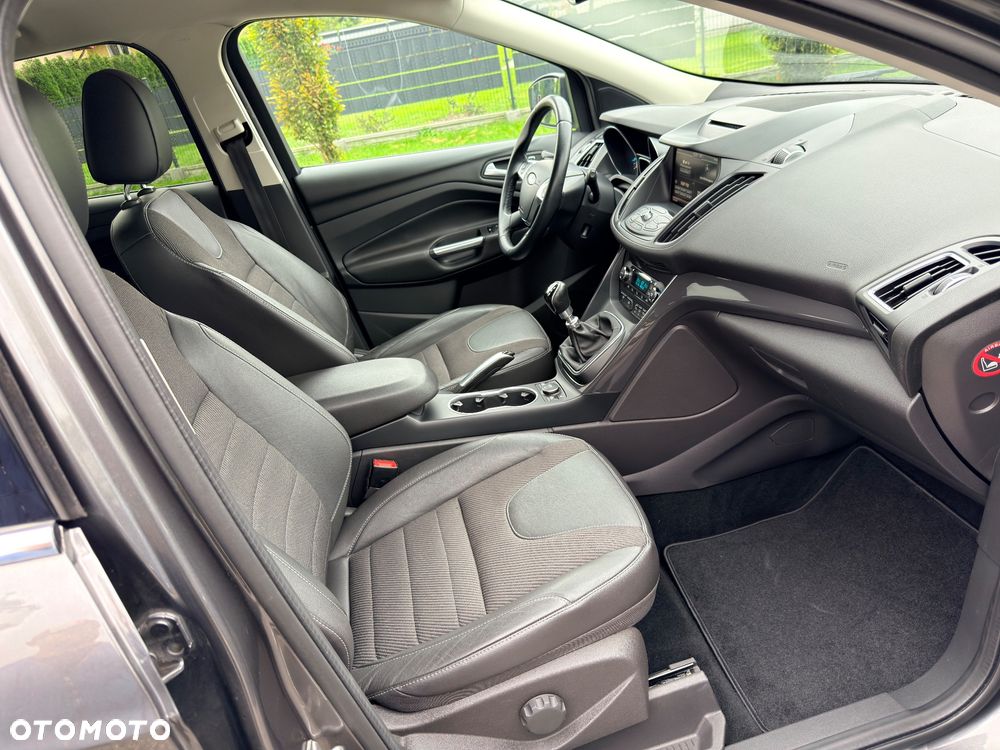 Ford Kuga 1.5 EcoBoost 2x4 Business Edition - 33