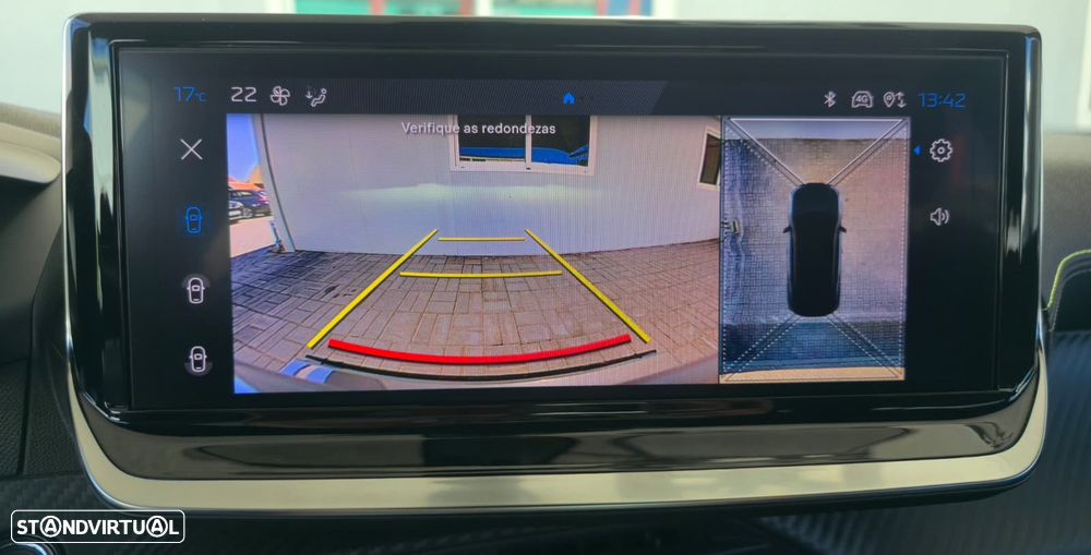 Peugeot e-2008 GT - 17