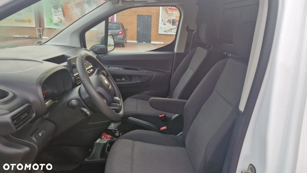 Toyota proace city - 8