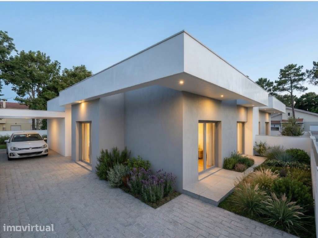 Moradia térrea com arquitectura contemporânea com Piscina no Pinha ... - Grande imagem: 2/16