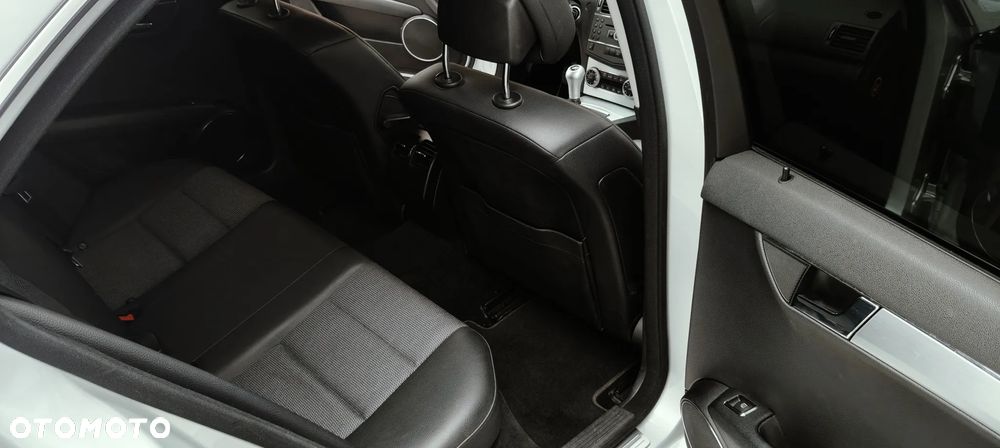 Mercedes-Benz Klasa C 180 Kompressor Elegance - 7