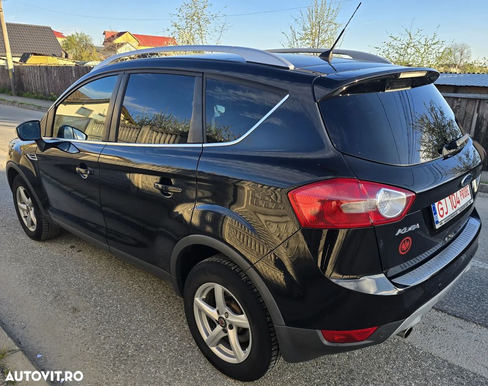 Ford Kuga 2.0 TDCi 4x4 Aut. Titanium - 4