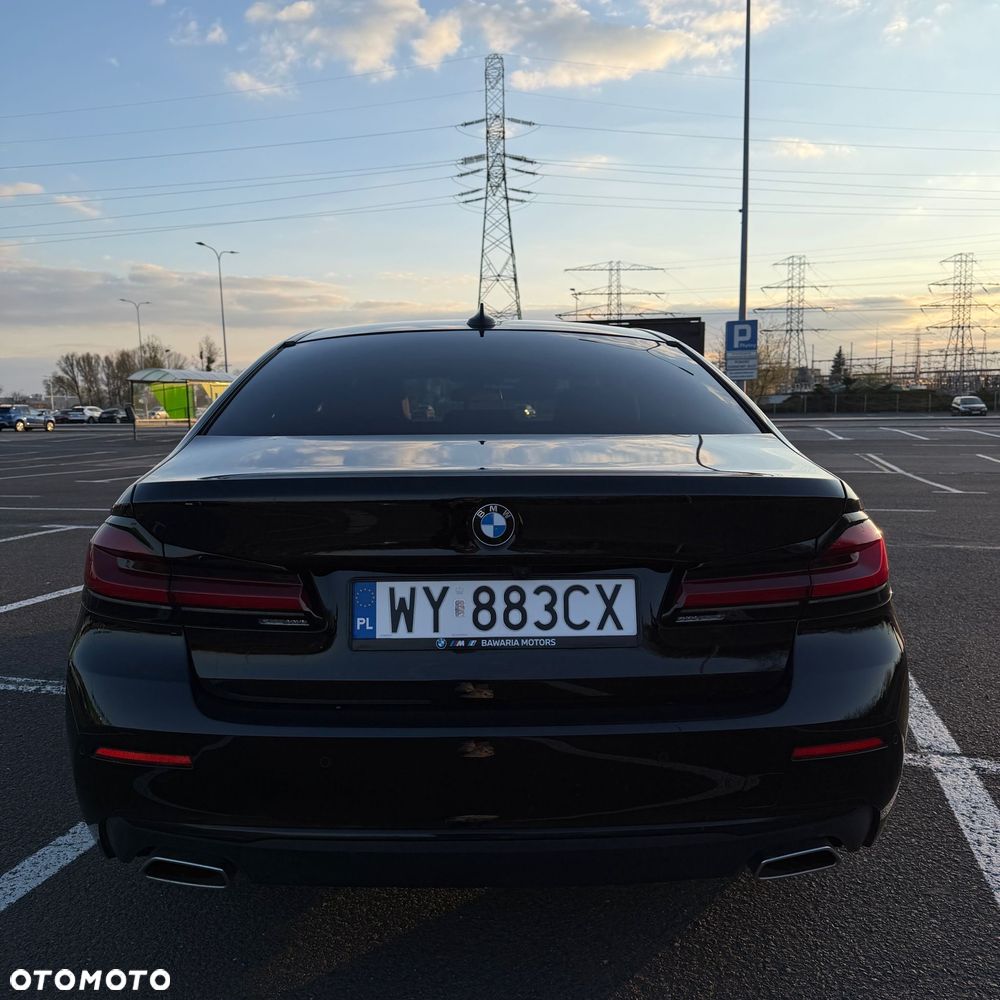 BMW Seria 5 520d Luxury Line - 4