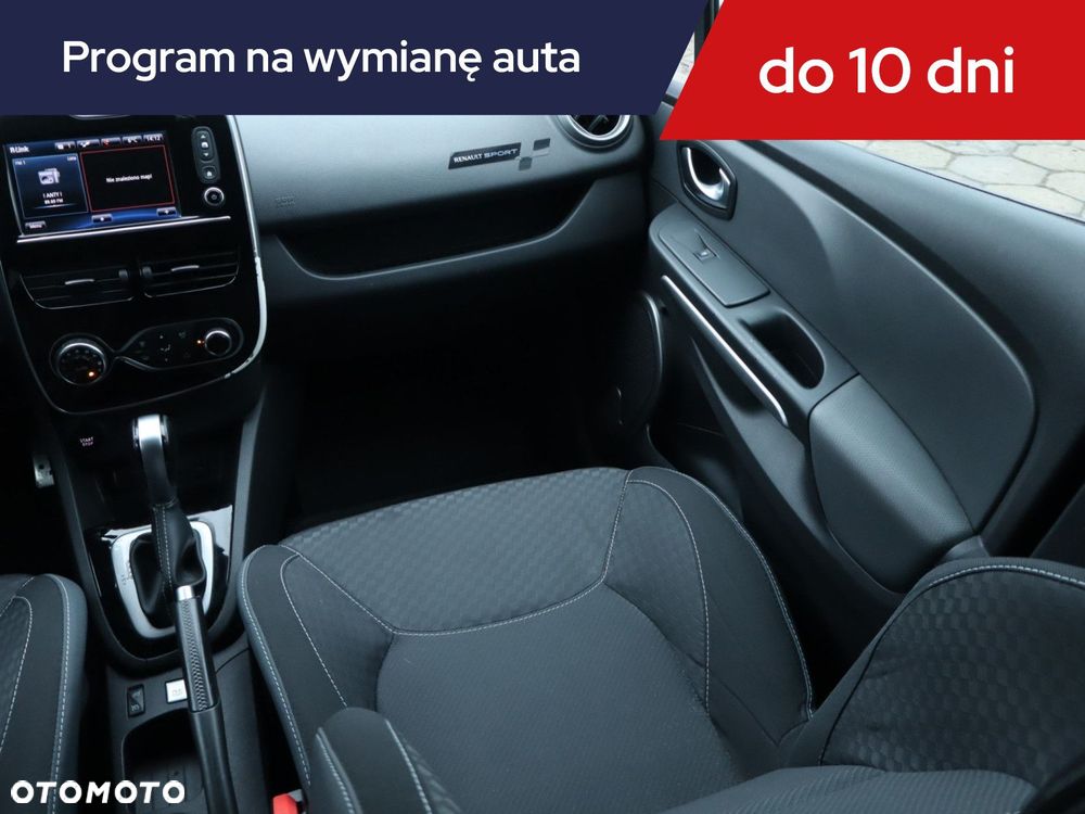 Renault Clio - 10
