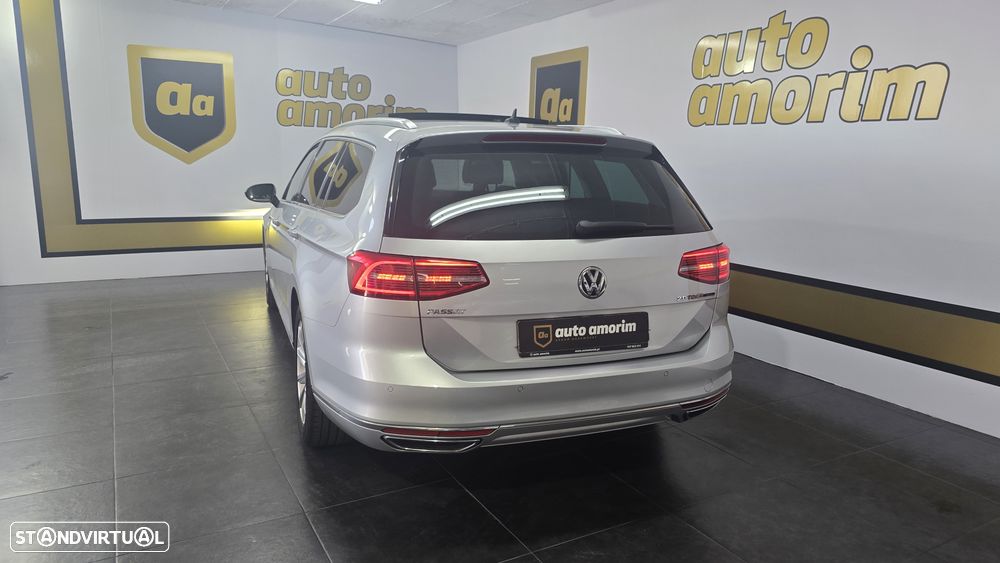 VW Passat Variant 2.0 TDI Highline DSG 4Motion - 13