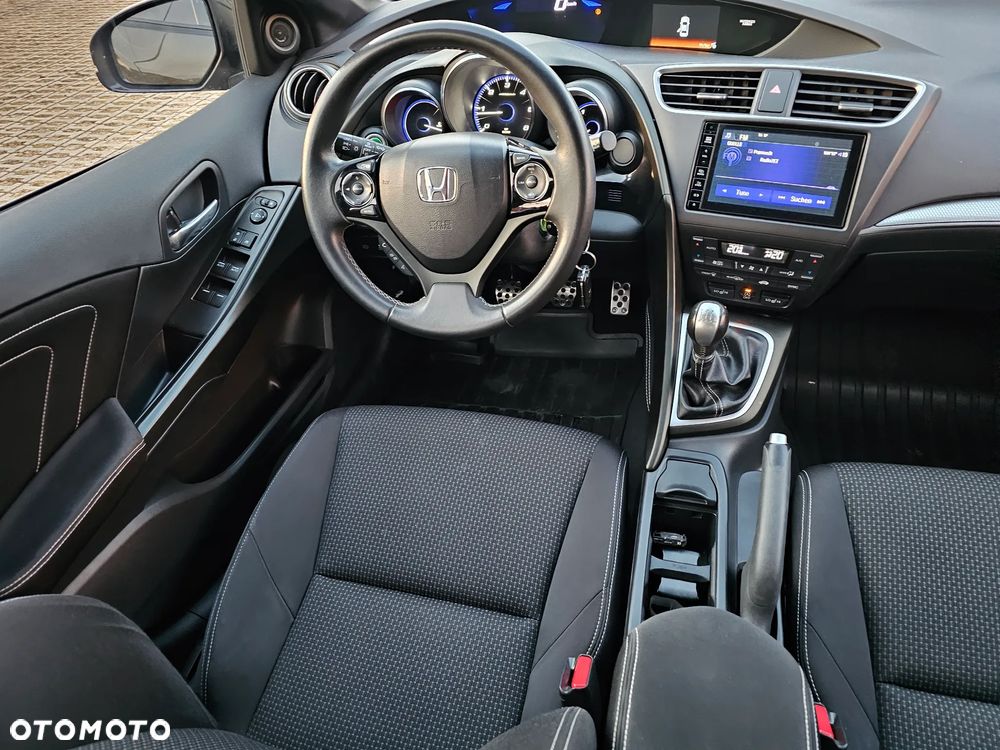 Honda Civic 1.6 i-DTEC Elegance (ADAS) - 11