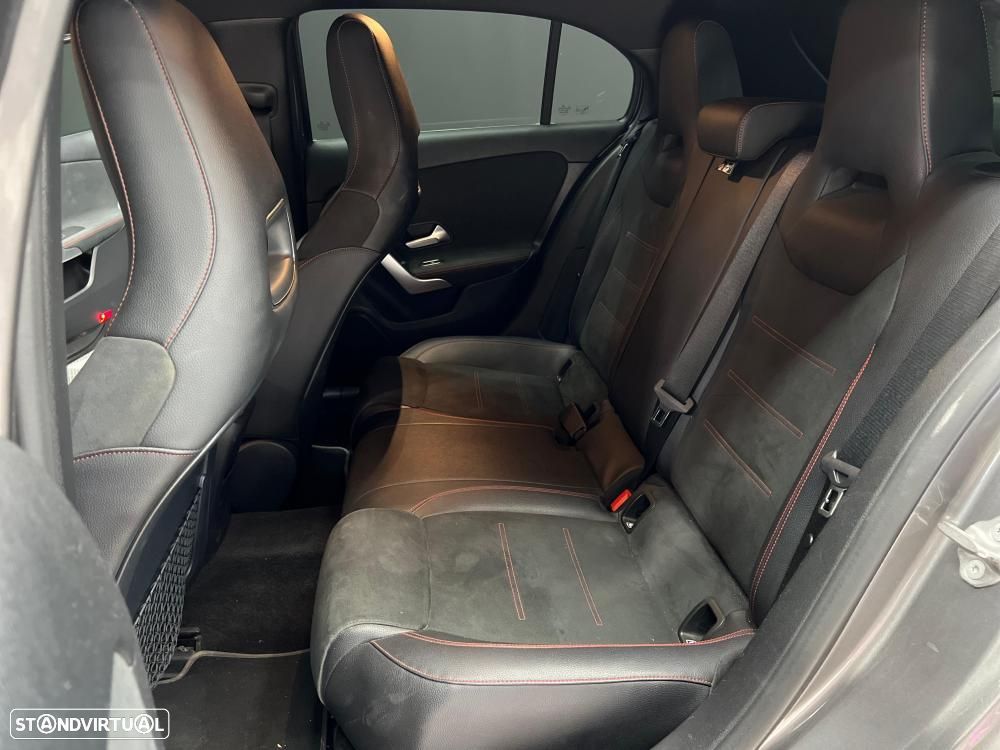 Mercedes-Benz A 250 e AMG Line - 11