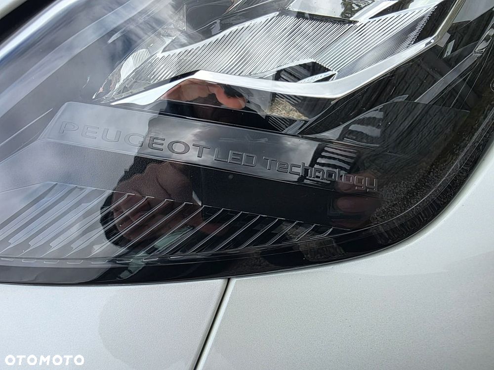 Peugeot 2008 2021