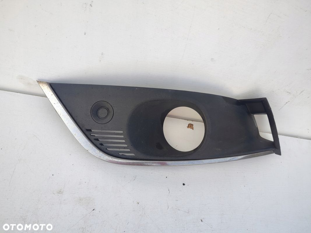 Kratka zderzaka halogenu prawy przód RENAULT MEGANE IV 253A70072R PDC - 1