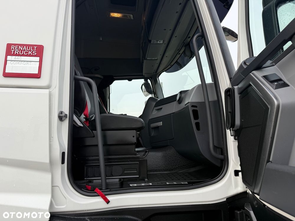 Renault T440 / 13L / HYDRAULIKA 2 OBWODY / 2 ŁÓŻKA / SPROWADZONA / STAN BDB / / / - 19