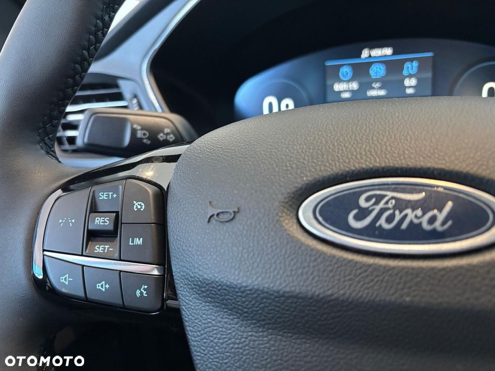 Ford Kuga 1.5 EcoBoost FWD Titanium - 17