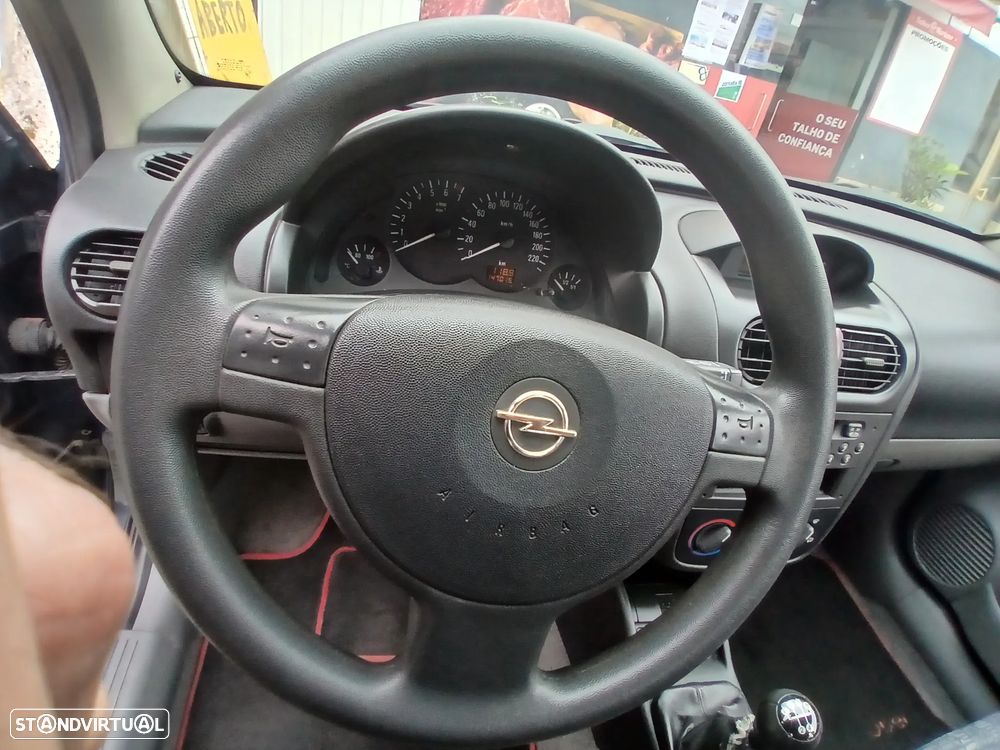 Opel Corsa 1.2 16V Confort - 5