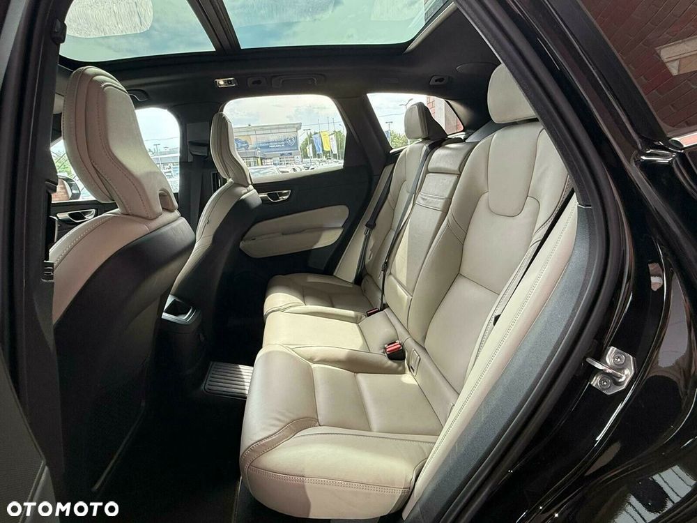 Volvo XC 60 - 11