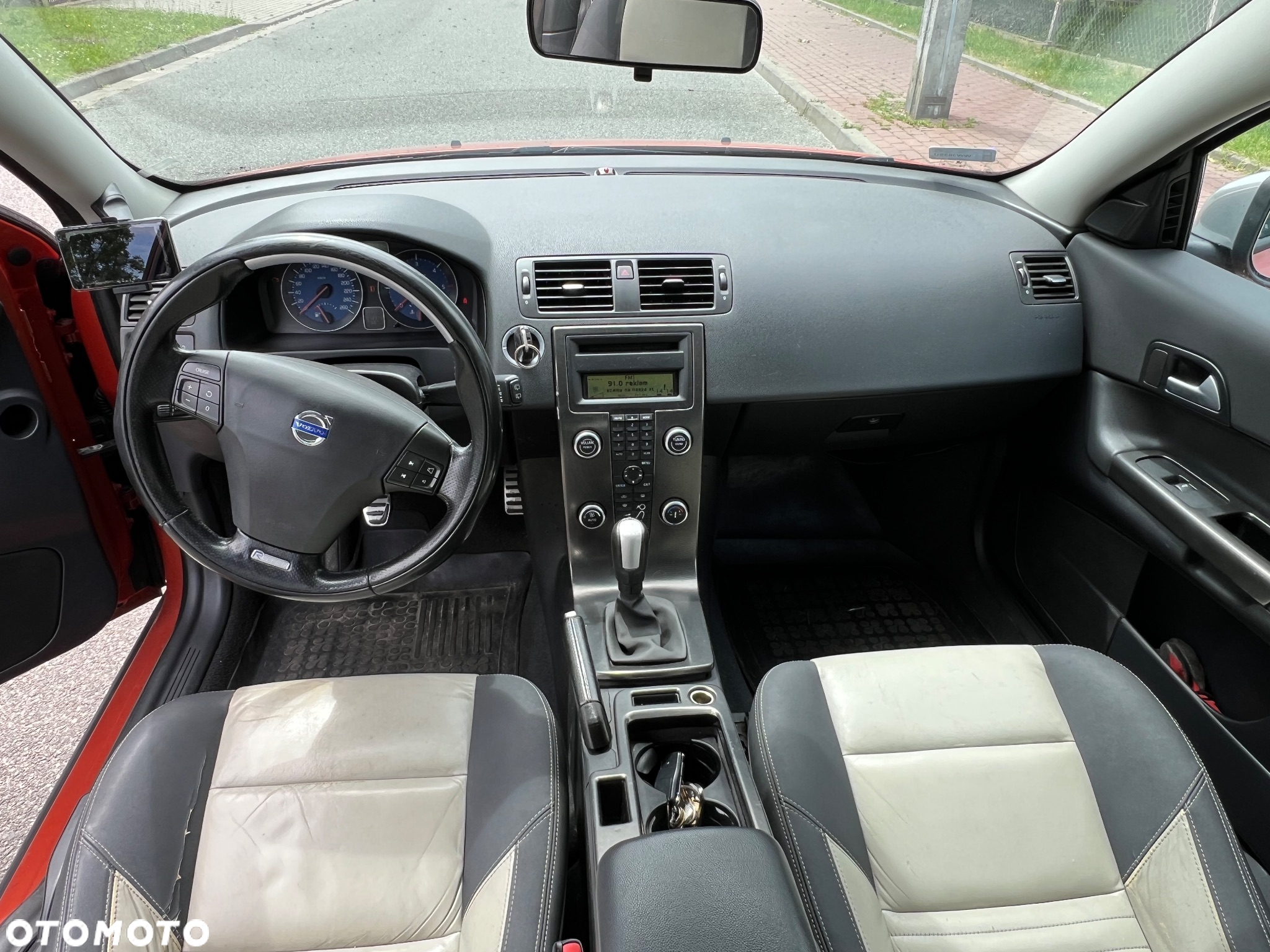 Volvo C30 D3 R-Design - 12