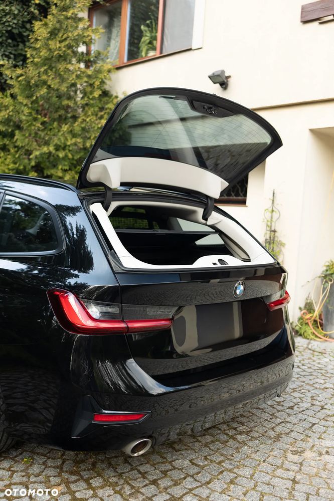 BMW Seria 3 320i GPF Sport Line - 2