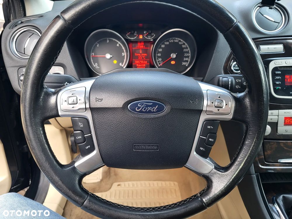 Ford Mondeo 2.0 TDCi Black Magic - 14