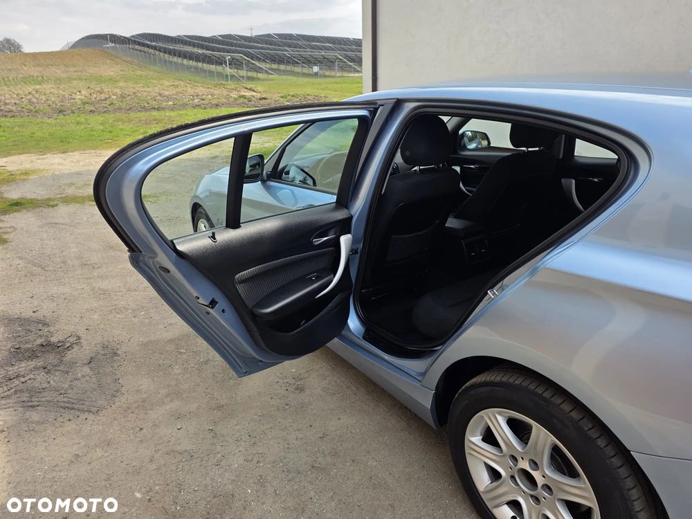 BMW Seria 1 116i - 10
