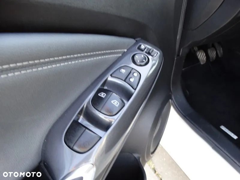 Nissan Juke 1.0 DIG-T N-Connecta - 9