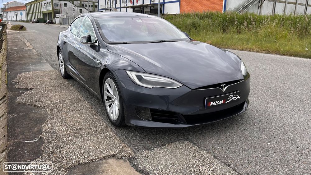 Tesla Model S Dual Motor AWD - 2