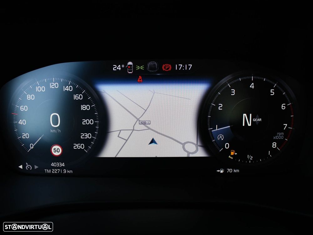 Volvo XC 40 1.5 T2 Momentum Core - 4