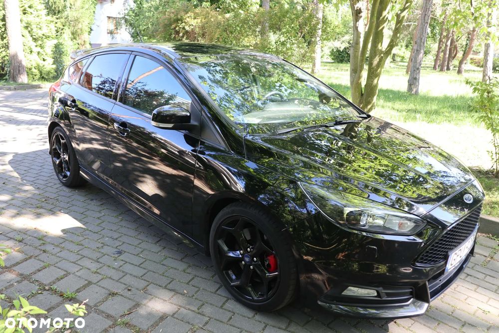 Ford Focus 2.0 EcoBoost ST-2 - 3