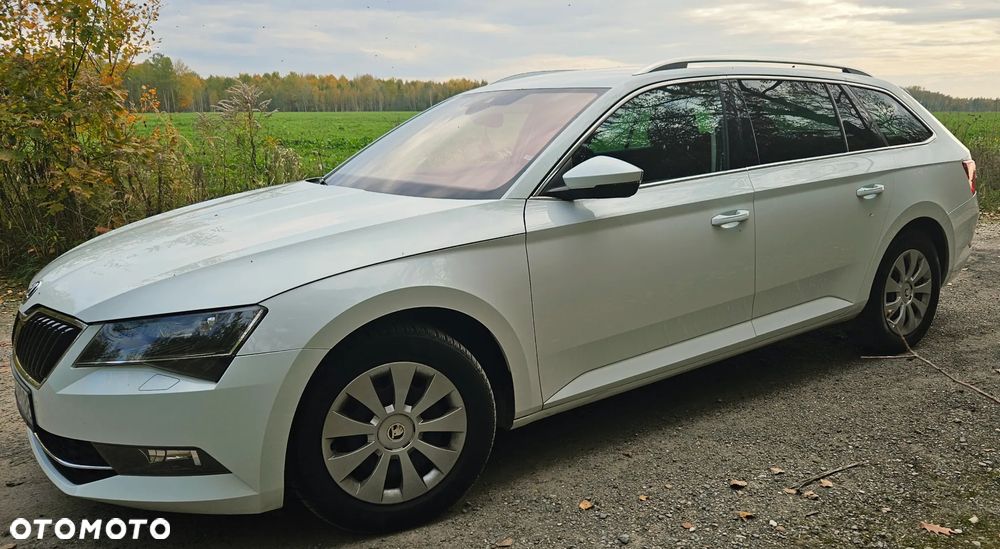 Skoda Superb 2.0 TDI Active DSG - 28