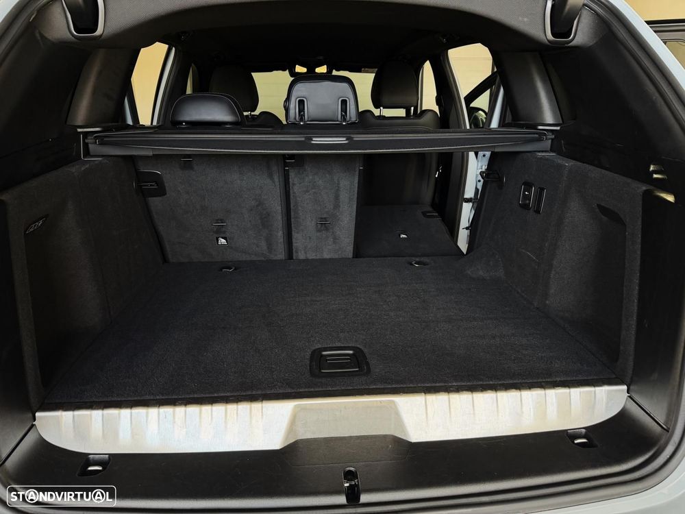 BMW X3 30 e xDrive Pack M — fotografia 35