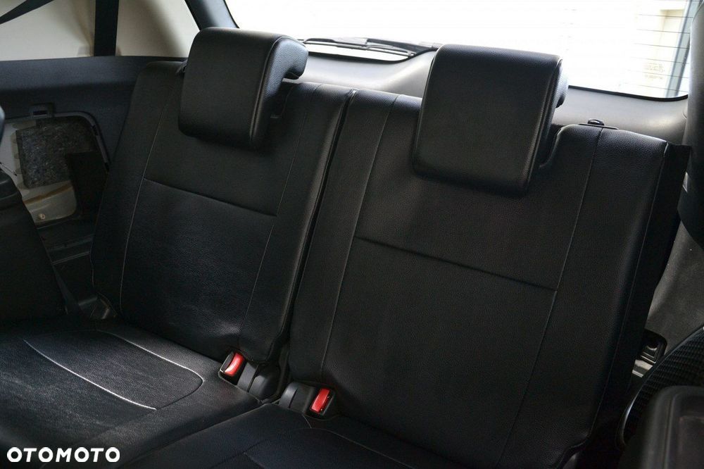 Mitsubishi Outlander - 21